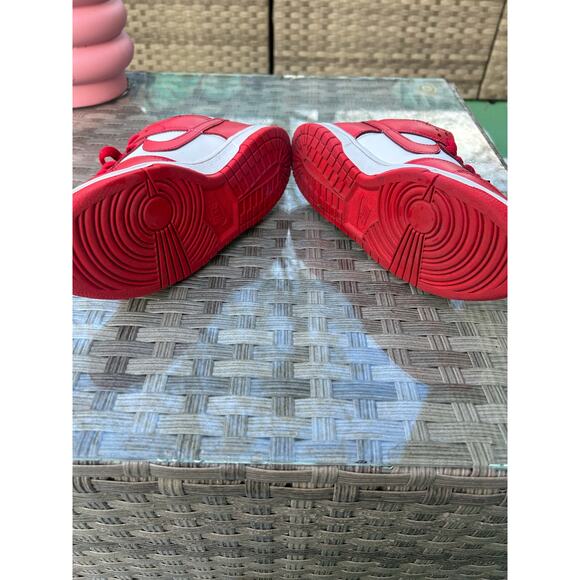 Nike Dunk Low University Red / White – Kids 5Y - Picture 8 of 8
